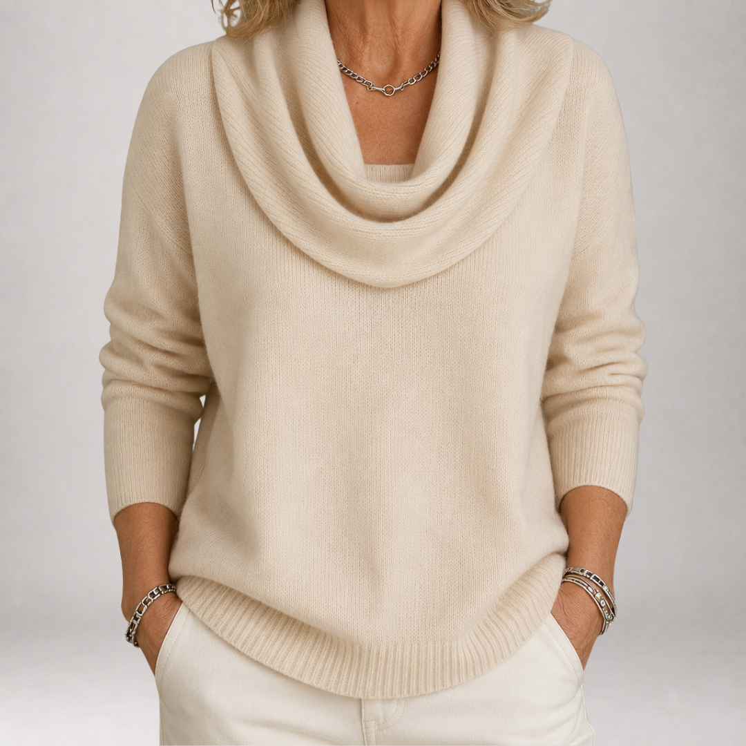Delphie™ | Pull drapé à col bénitier
