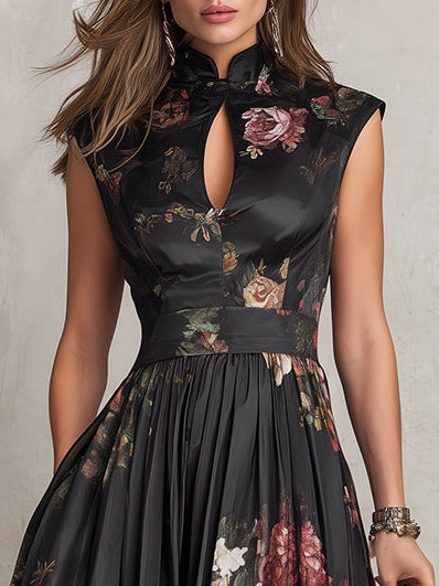 Robe midi en satin noir plissé à col clé et imprimé floral