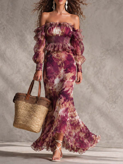 Robe maxi en chiffon à épaules dénudées, à motifs floraux rose pâle