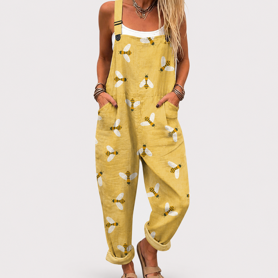 Combinaison jaune douce à motif abeilles