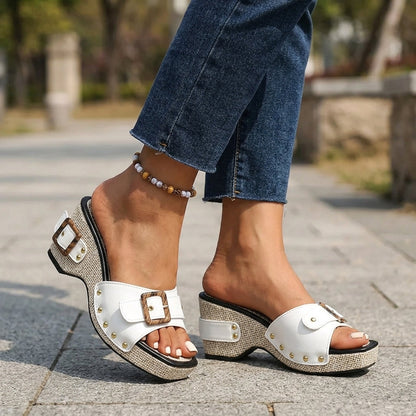 Selena Sandales à talons compensés