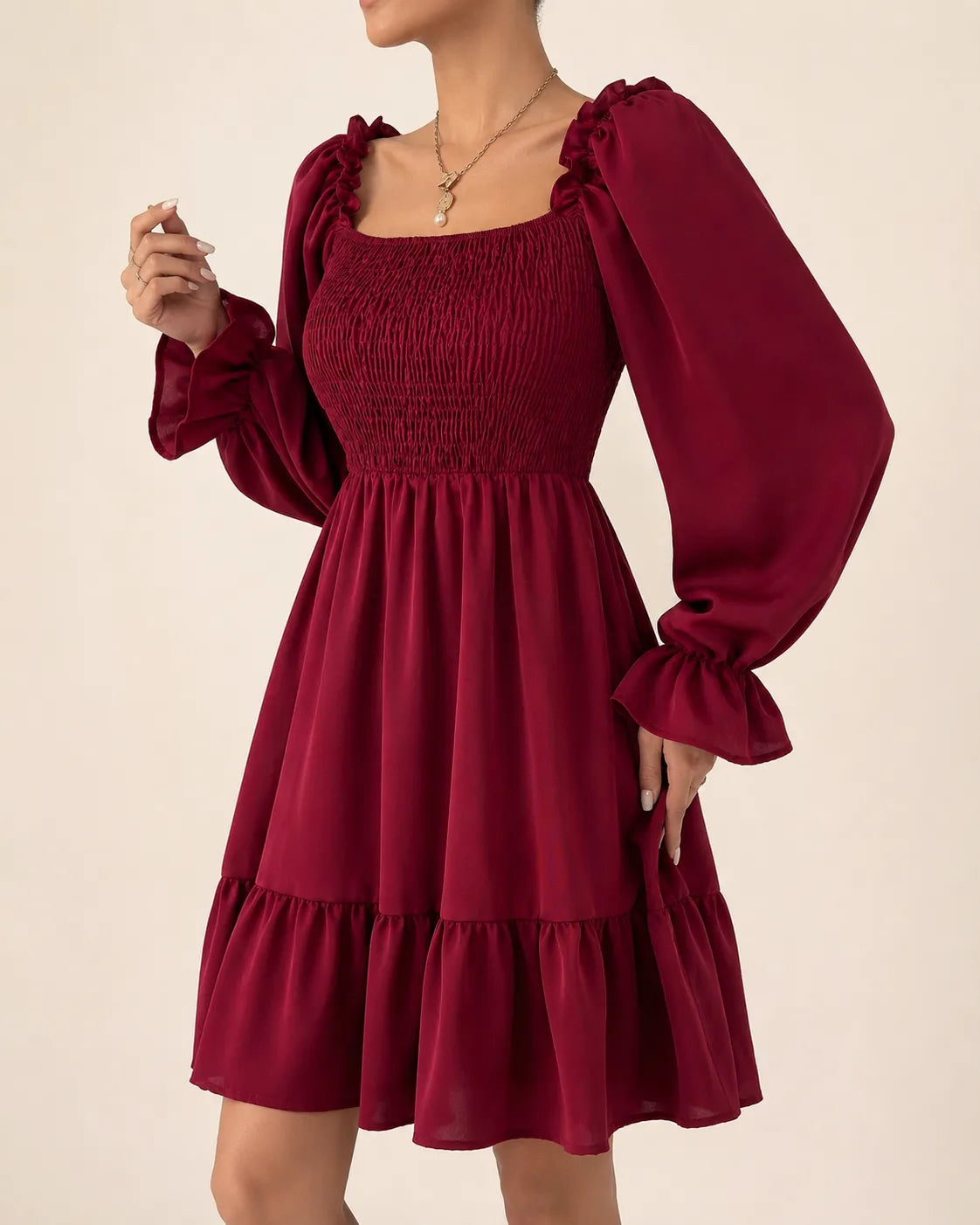 Rosalie | Robe courte smockée à manches longues