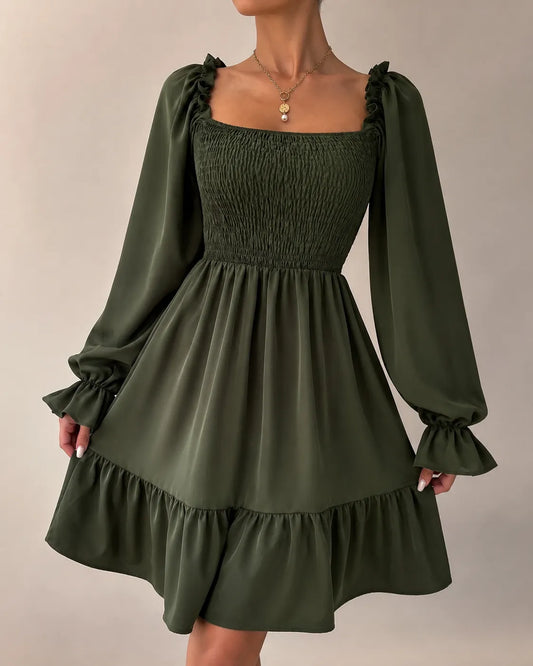Rosalie | Robe courte smockée à manches longues