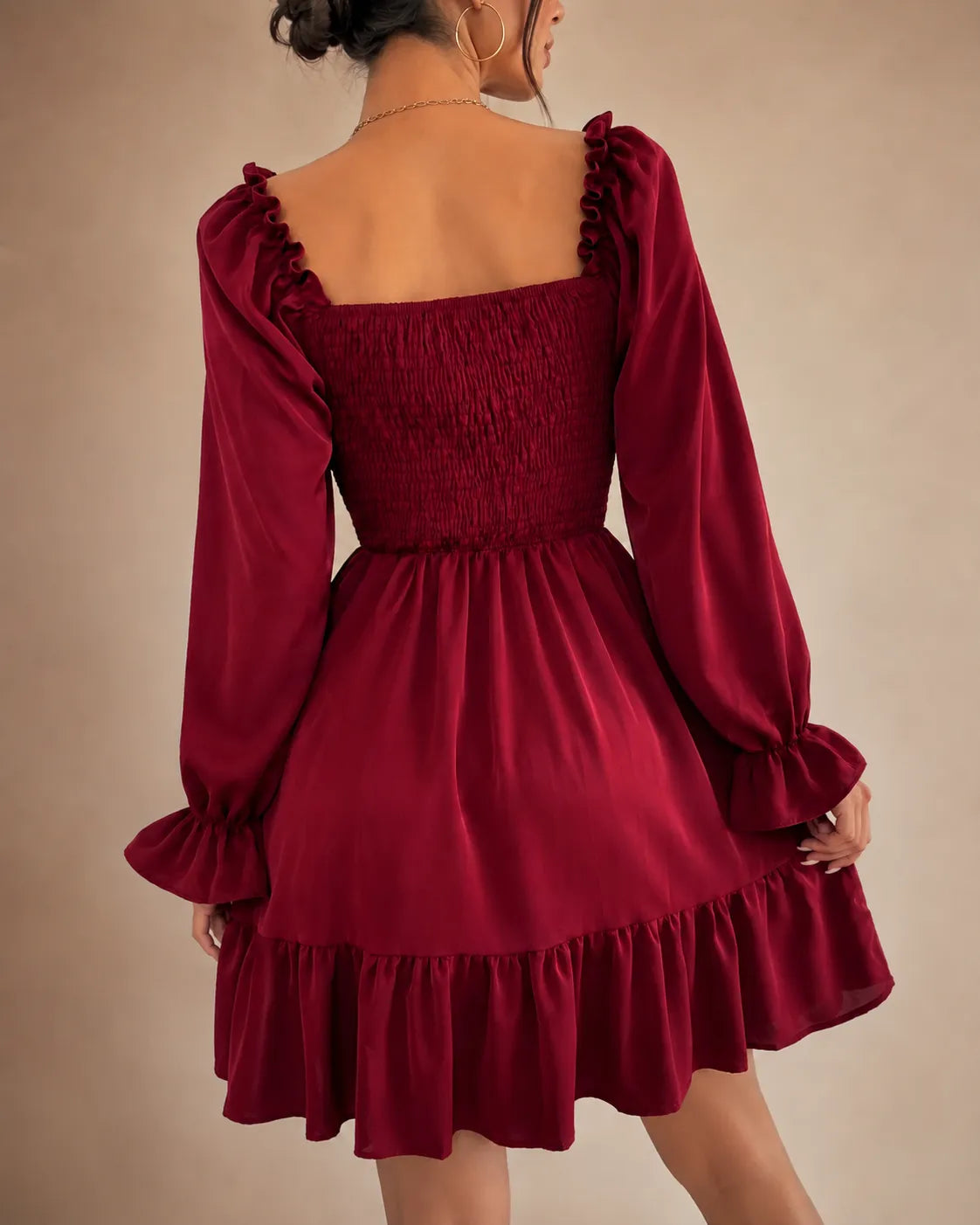 Rosalie | Robe courte smockée à manches longues