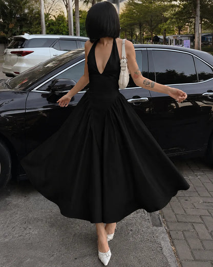 Celeste | Robe midi élégante à col licou