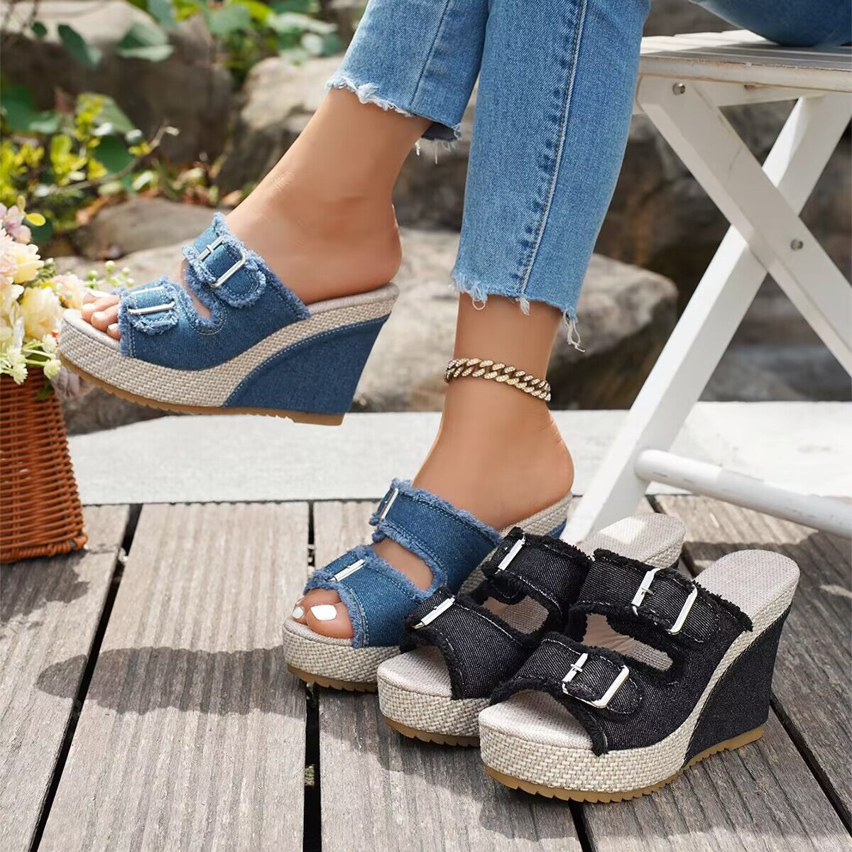 Sandales en denim Elara à talons compensés