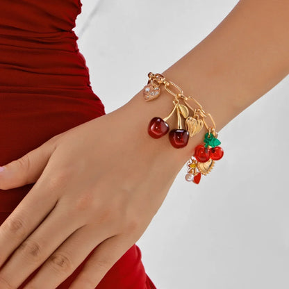 Bracelet à breloques rouge cerise