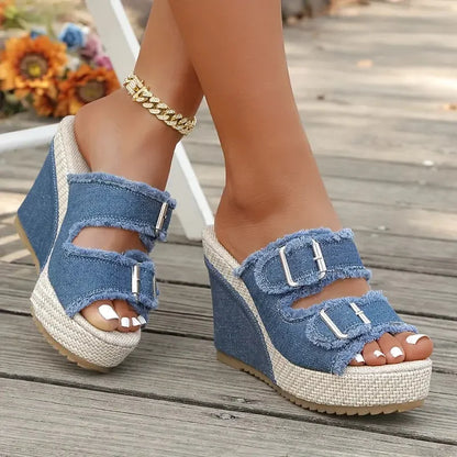 Sandales en denim Elara à talons compensés