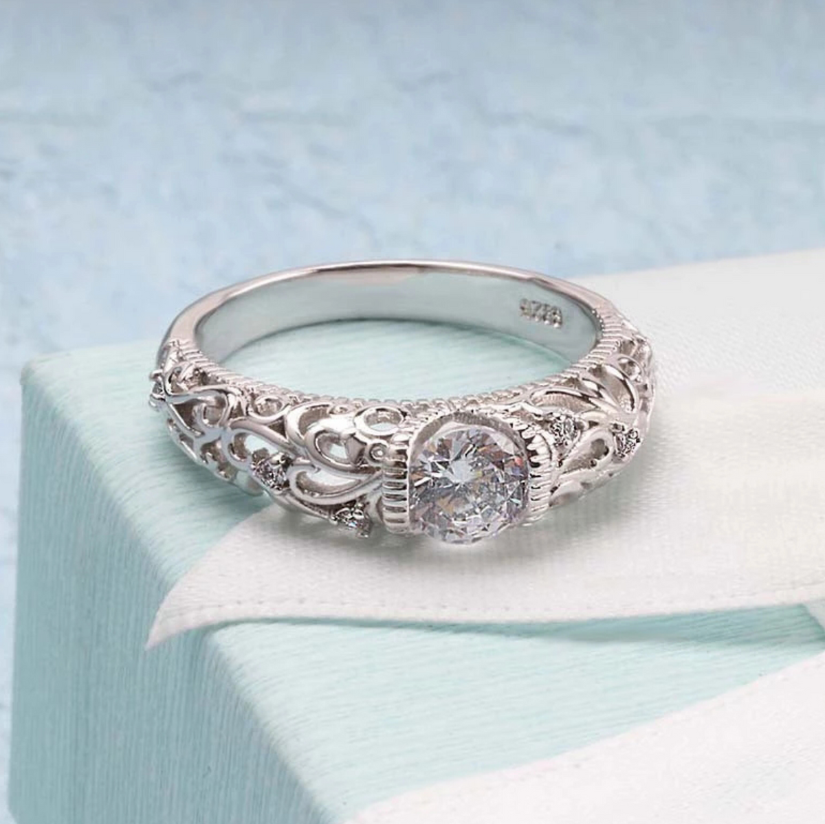 LÉONIE | Bague éclat raffiné pour chaque occasion