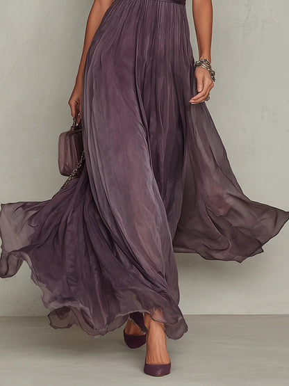 Robe maxi violette en chiffon avec encolure en clé et bordure en dentelle