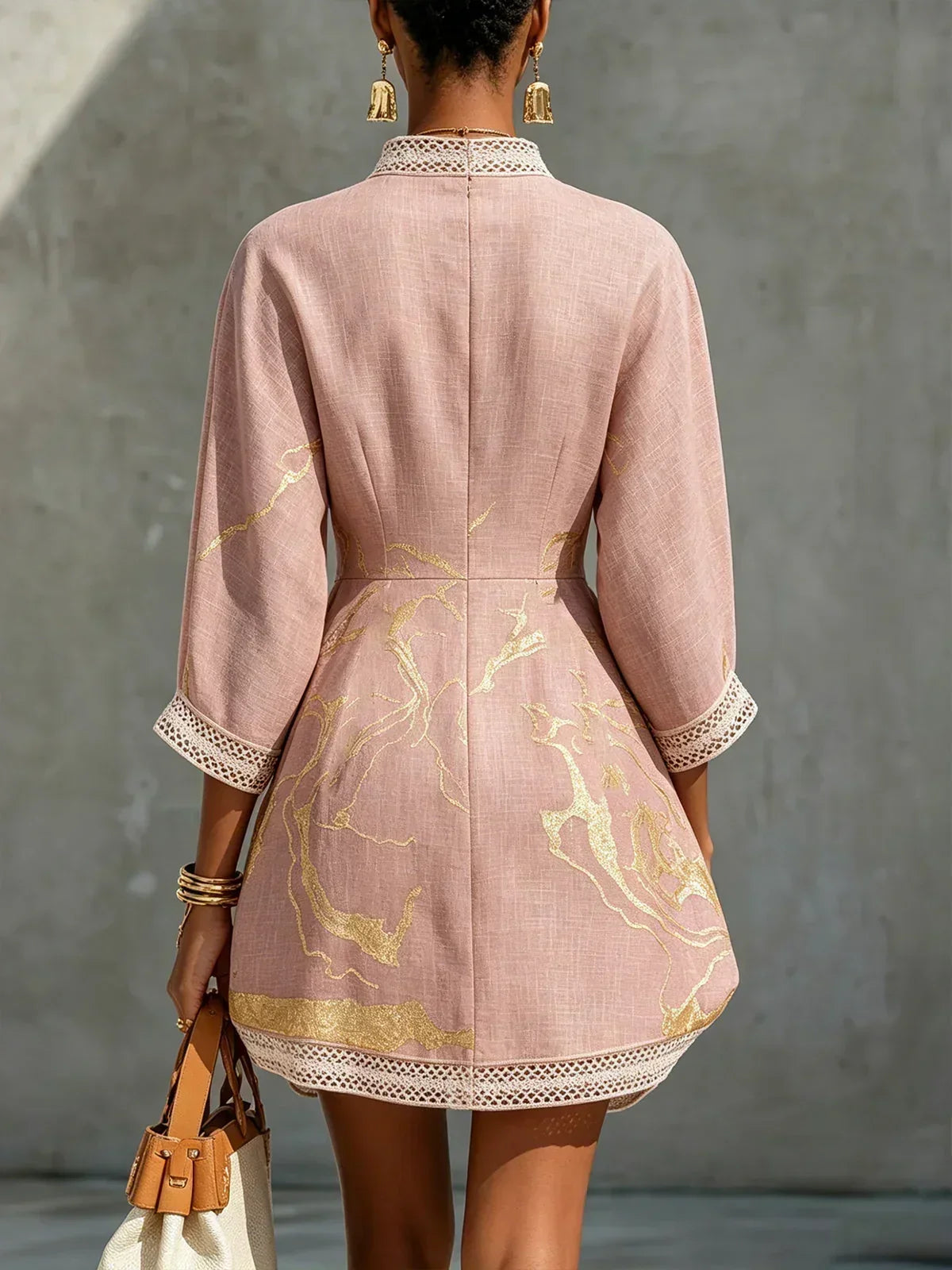 Robe Tunique Brodée à Col V GUSSIE