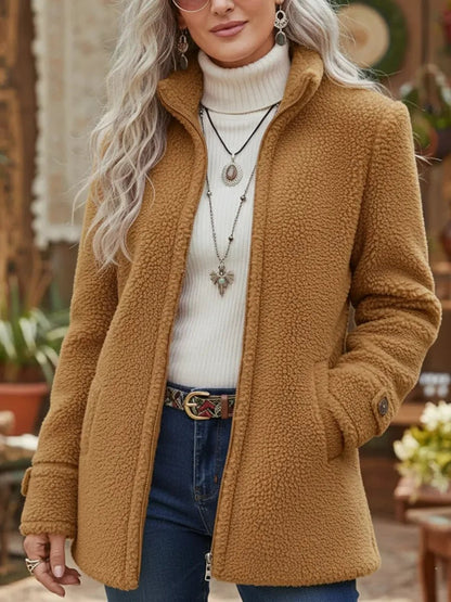 Patricia | Manteau zippé moelleux à col montant