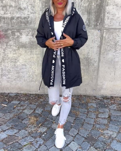 Camila | Parka mi-longue à capuche et cordon de serrage