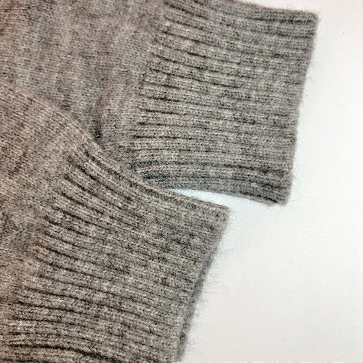 Rosabel | Cardigan en maille à capuche ouvert sur le devant