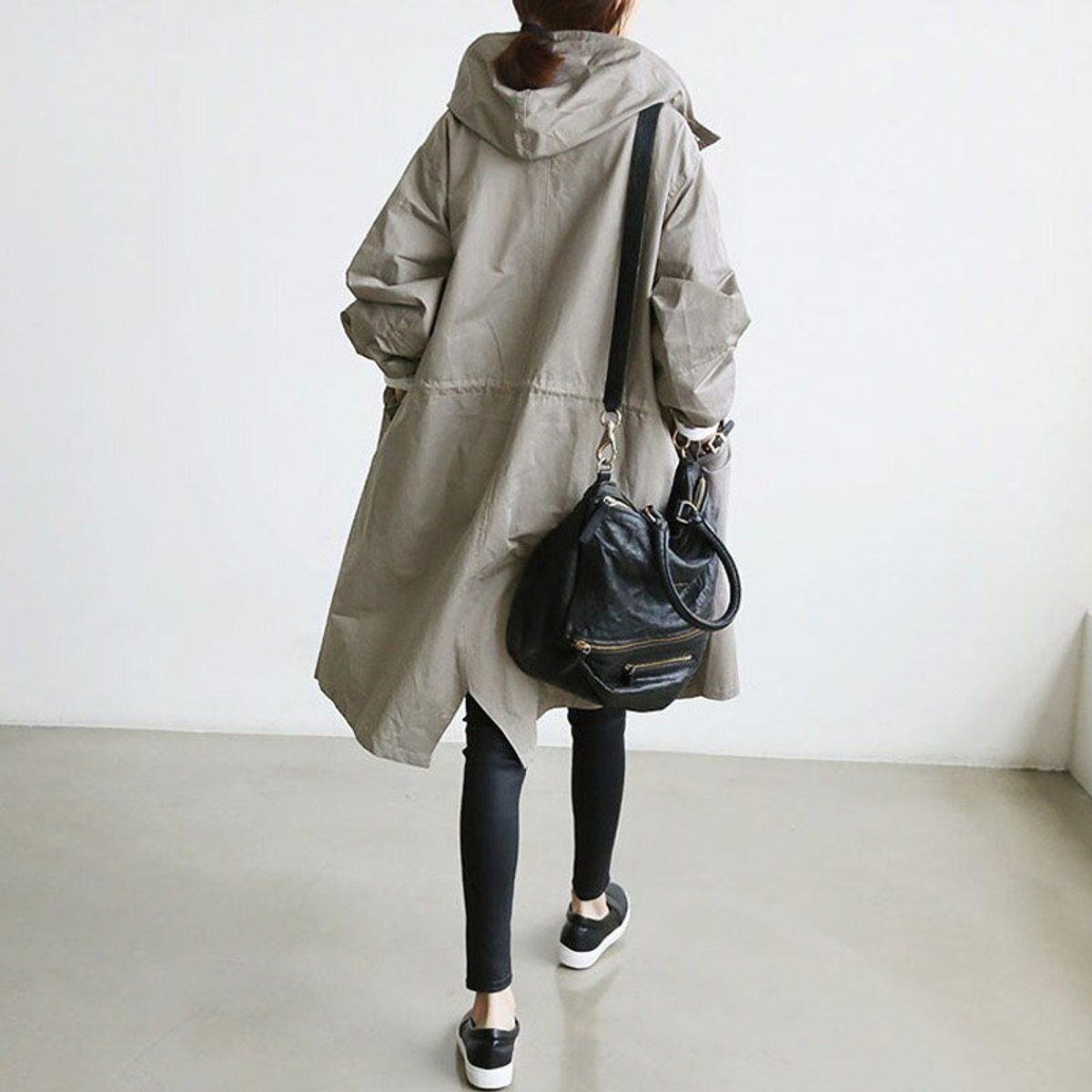Maisie | Manteau oversize à capuche et boutonnage devant